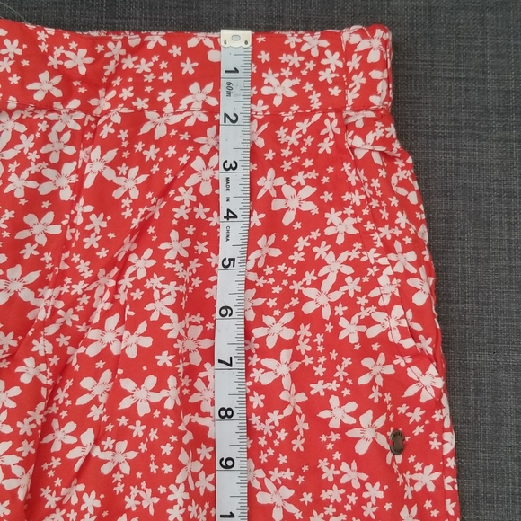 NEW Wide leg floral pants - Picture 8 of 10